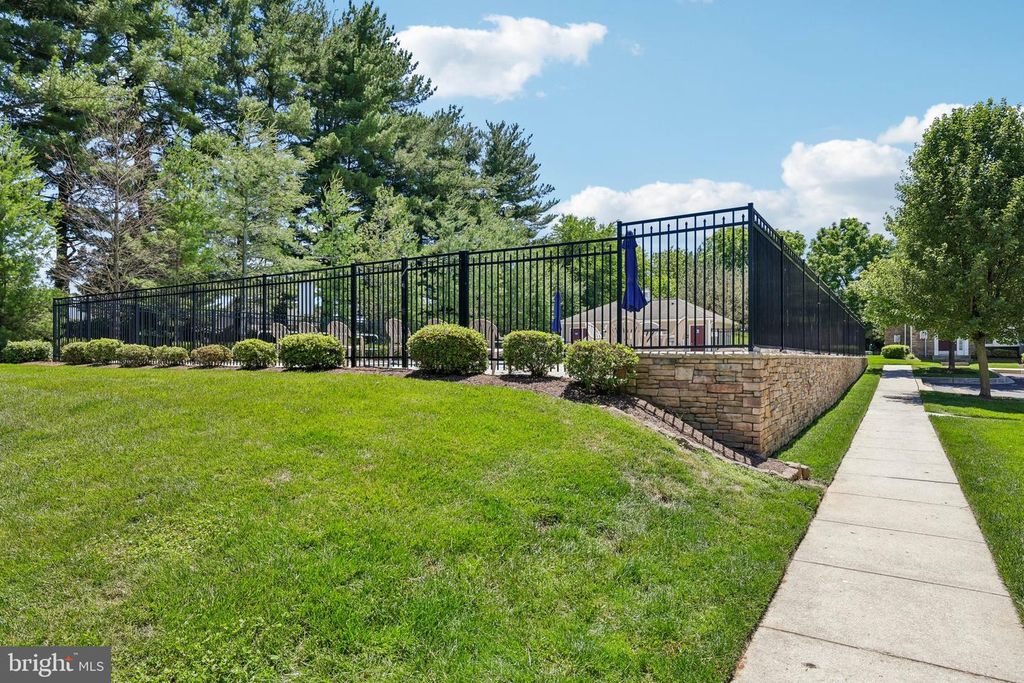 Image 37 of property listing at 1828 CASSANDRA DR #145, Eldersburg, MD 21784