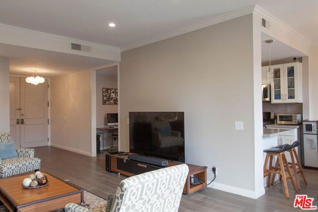 1271 Granville Avenue 202, Los Angeles, CA 90025