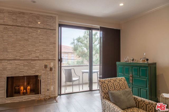 1271 Granville Avenue 202, Los Angeles, CA 90025