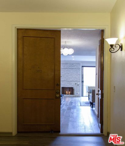 1271 Granville Avenue 202, Los Angeles, CA 90025
