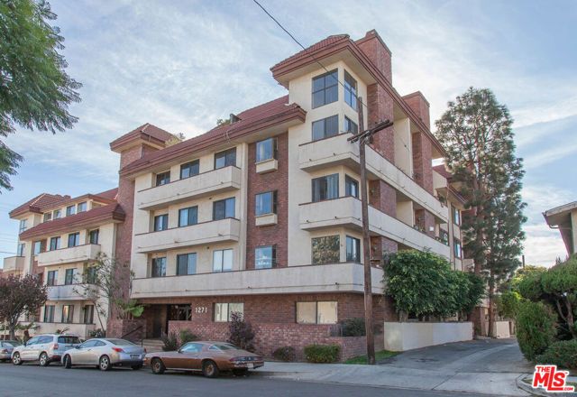 1271 Granville Avenue 202, Los Angeles, CA 90025