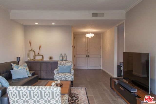 1271 Granville Avenue 202, Los Angeles, CA 90025