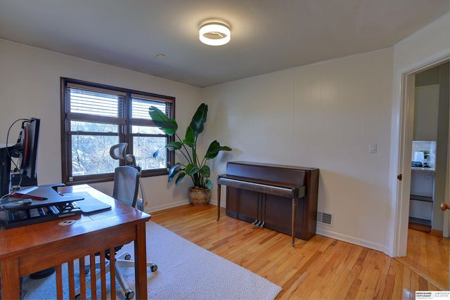 1506 N 59th Street, Omaha, NE 68104