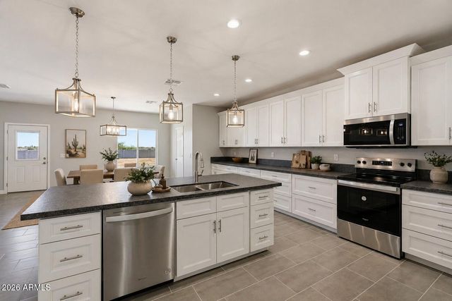 6897 W APPALOOSA Trail, Coolidge, AZ 85128
