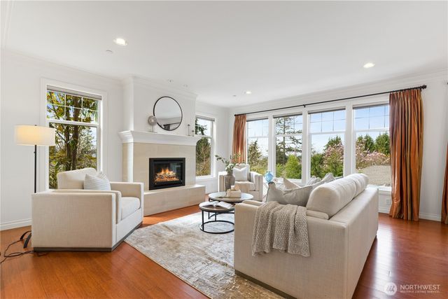 11222 NE 100th Street, Kirkland, WA 98033