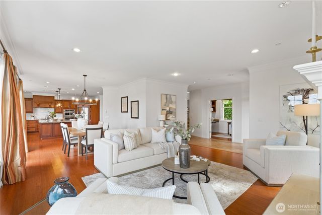 11222 NE 100th Street, Kirkland, WA 98033