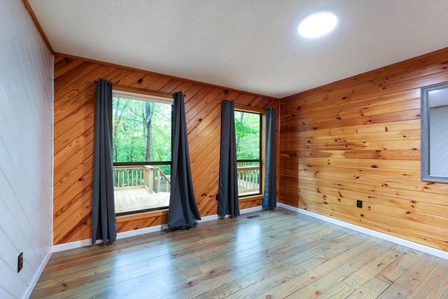144 Wolf Ridge Lane, Murphy, NC 28906