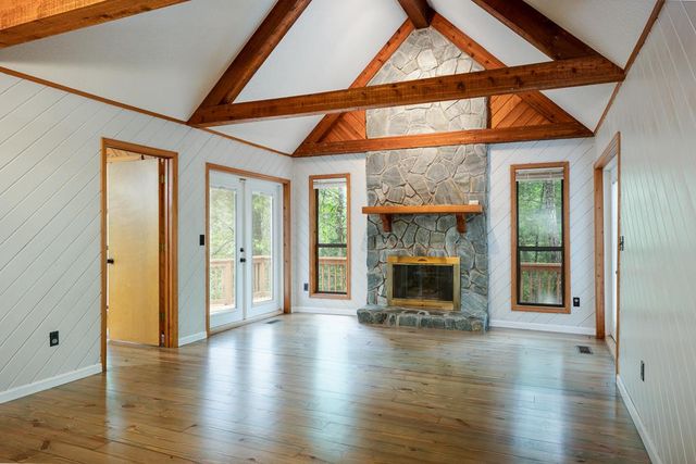 144 Wolf Ridge Lane, Murphy, NC 28906