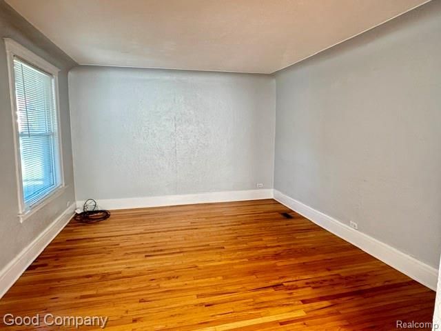 525 E 5TH Street A, Royal Oak, MI 48067