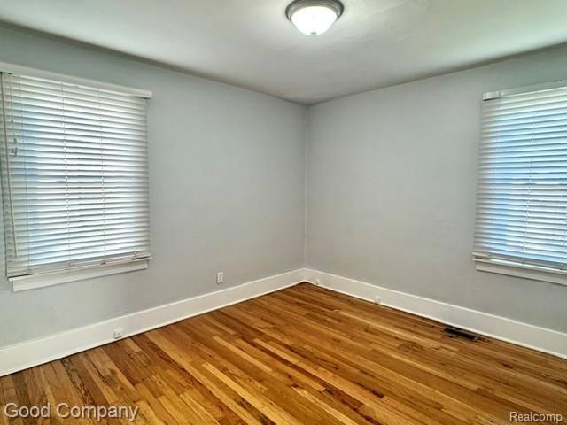 525 E 5TH Street A, Royal Oak, MI 48067