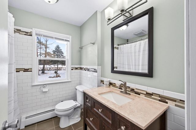 9090 Jamaca Court N, Lake Elmo, MN 55042