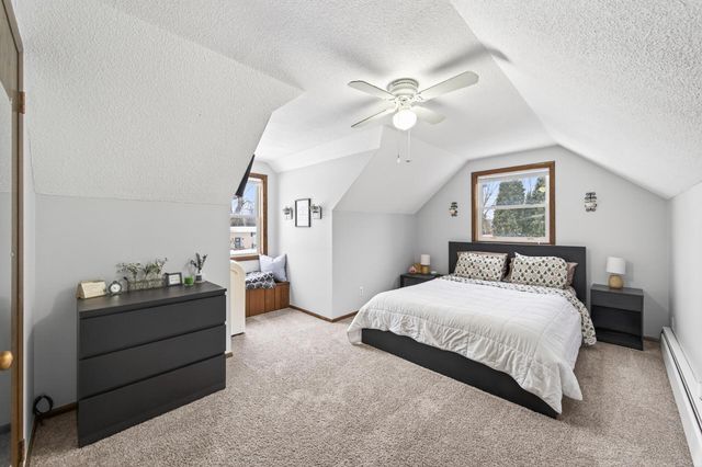 9090 Jamaca Court N, Lake Elmo, MN 55042