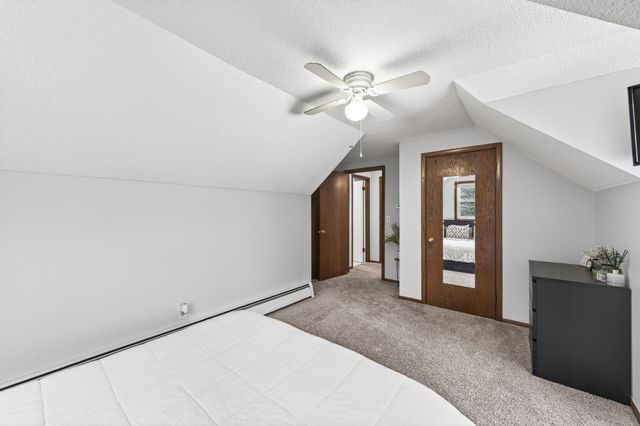 9090 Jamaca Court N, Lake Elmo, MN 55042