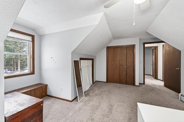 9090 Jamaca Court N, Lake Elmo, MN 55042