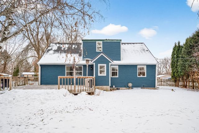 9090 Jamaca Court N, Lake Elmo, MN 55042
