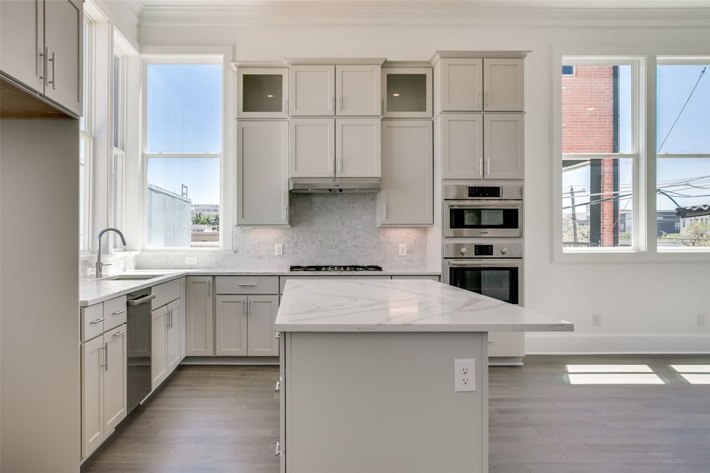 207 Carroll Street, Fort Worth, TX 76107 — photo 4