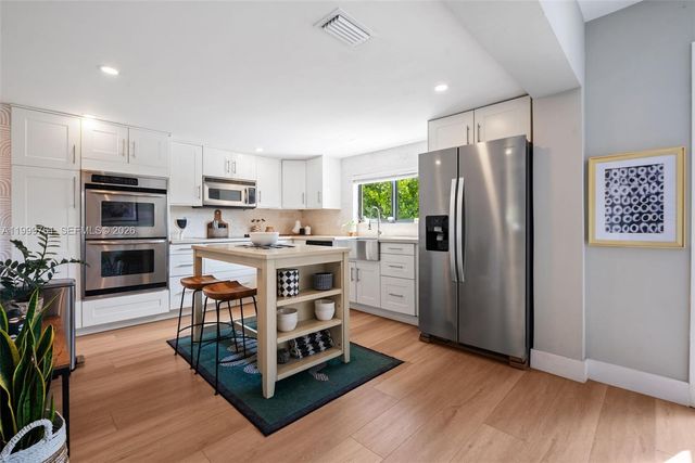 281 Pocatella St, Miami Springs, FL 33166