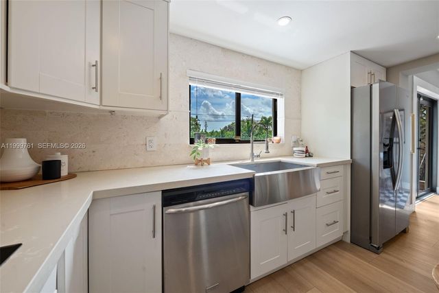 281 Pocatella St, Miami Springs, FL 33166