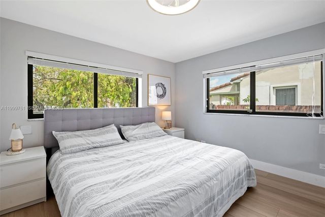 281 Pocatella St, Miami Springs, FL 33166