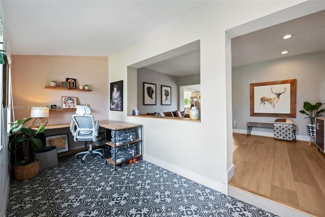 281 Pocatella St, Miami Springs, FL 33166