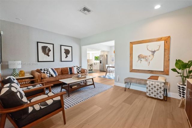 281 Pocatella St, Miami Springs, FL 33166