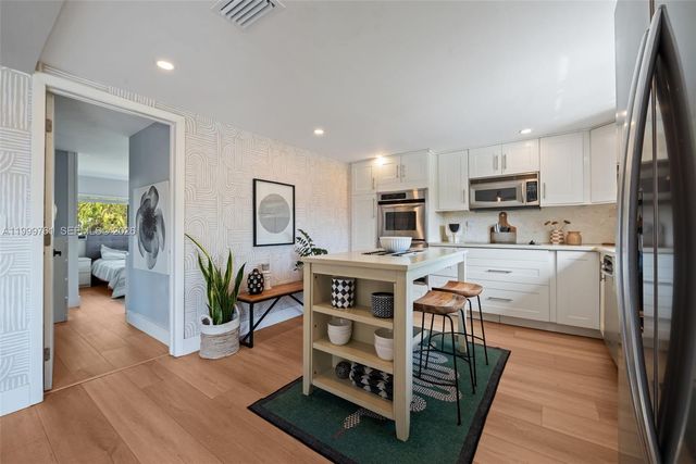 281 Pocatella St, Miami Springs, FL 33166