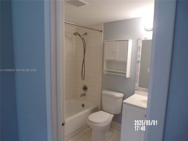 13300 SW 1st St 112O, Pembroke Pines, FL 33027