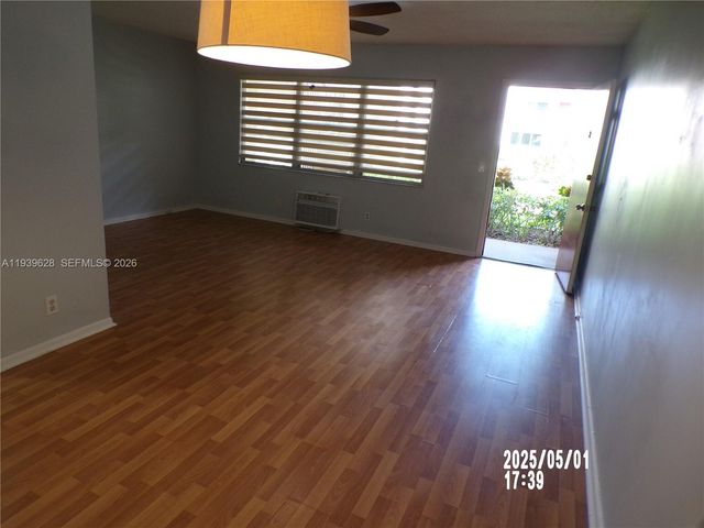 13300 SW 1st St 112O, Pembroke Pines, FL 33027