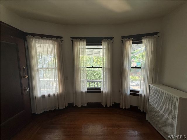 37 Inwood Place, Buffalo, NY 14209