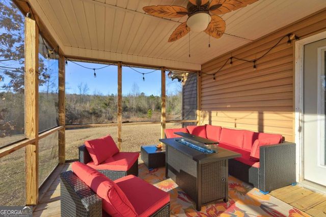 1891 Rg Starley Road NE, Mcintyre, GA 31054