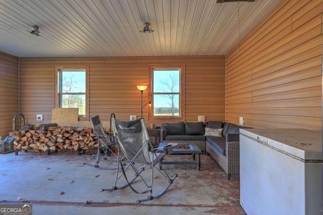 1891 Rg Starley Road NE, Mcintyre, GA 31054