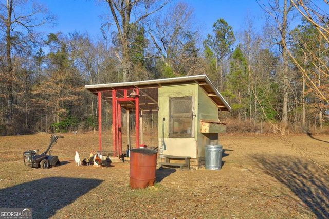 1891 Rg Starley Road NE, Mcintyre, GA 31054