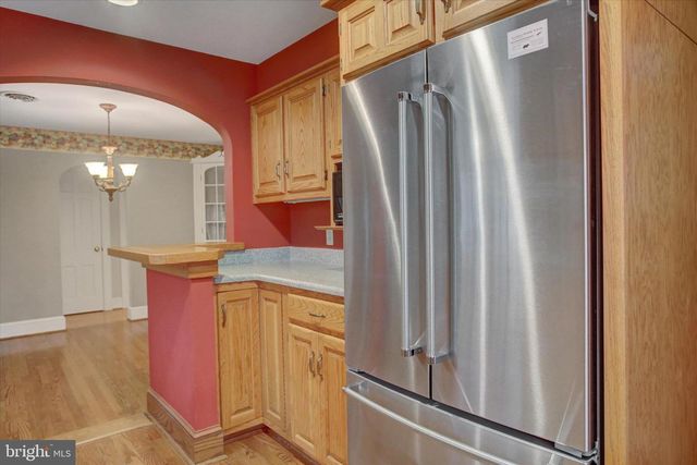 1566 WILSON AVENUE, Chambersburg, PA 17201