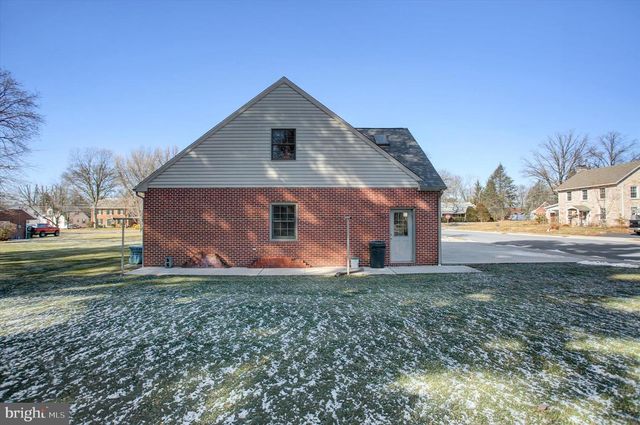 1566 WILSON AVENUE, Chambersburg, PA 17201