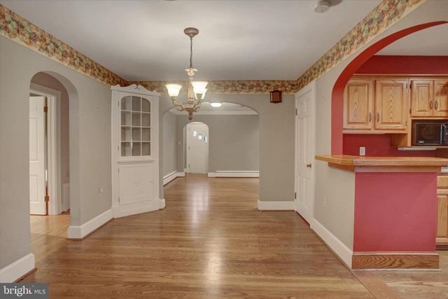 1566 WILSON AVENUE, Chambersburg, PA 17201