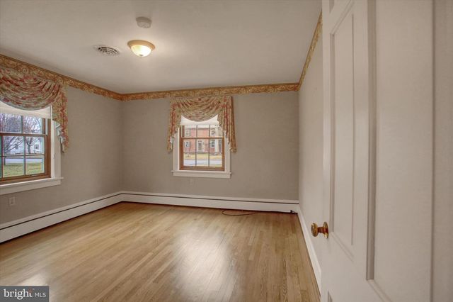 1566 WILSON AVENUE, Chambersburg, PA 17201