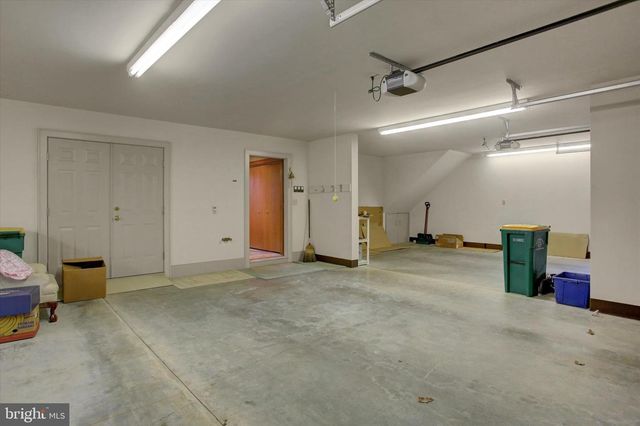 1566 WILSON AVENUE, Chambersburg, PA 17201