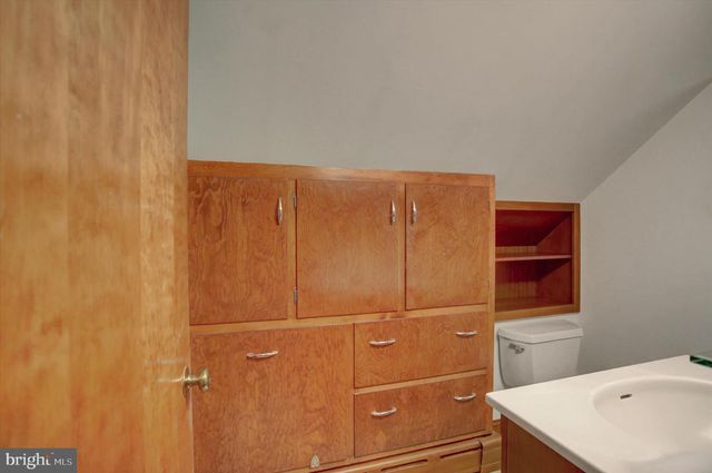 1566 WILSON AVENUE, Chambersburg, PA 17201