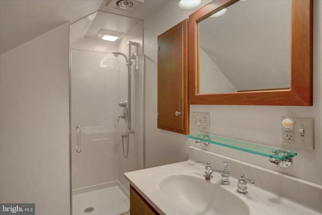 1566 WILSON AVENUE, Chambersburg, PA 17201