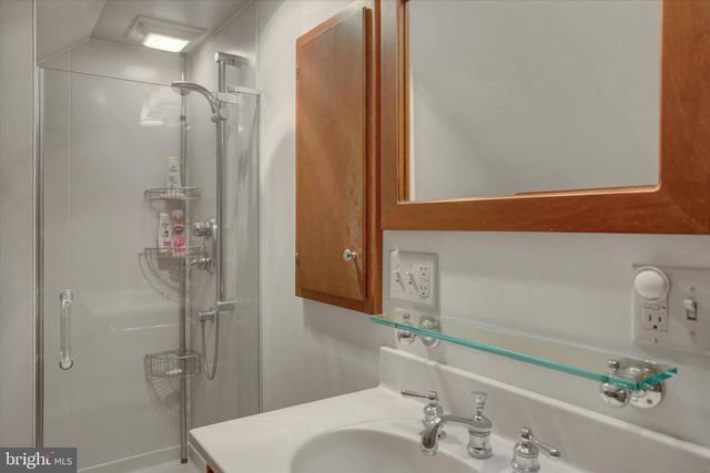 1566 WILSON AVENUE, Chambersburg, PA 17201