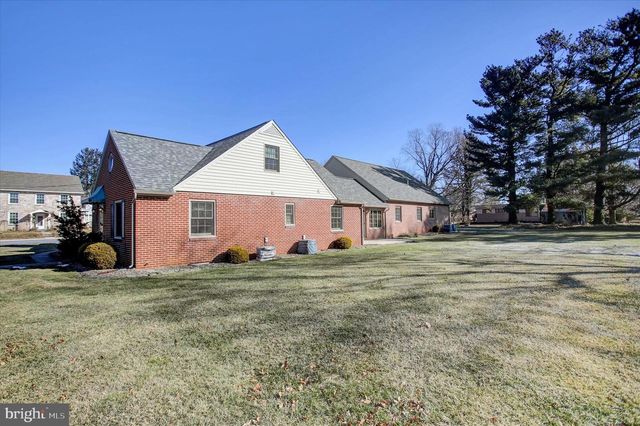 1566 WILSON AVENUE, Chambersburg, PA 17201