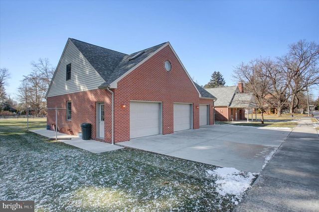 1566 WILSON AVENUE, Chambersburg, PA 17201