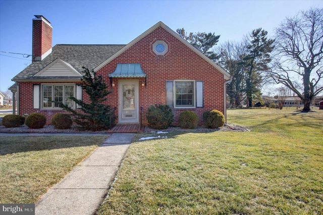 1566 WILSON AVENUE, Chambersburg, PA 17201