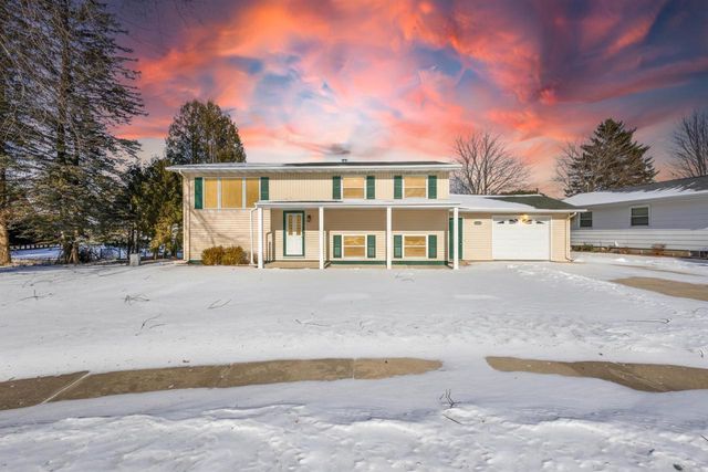 2934 43RD STREET, Two Rivers, WI 54241