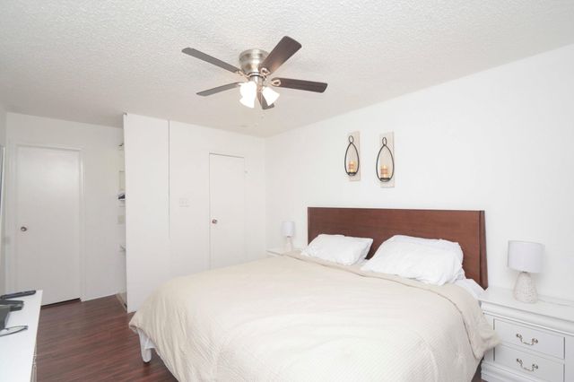 12660 Ashford Point Drive 416, Houston, TX 77082