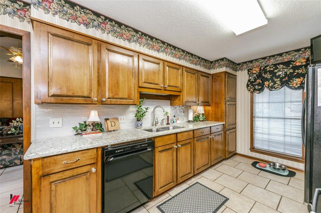 9507 Chapparral Lane, Shreveport, LA 71118