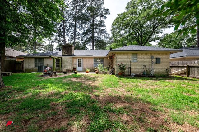 9507 Chapparral Lane, Shreveport, LA 71118