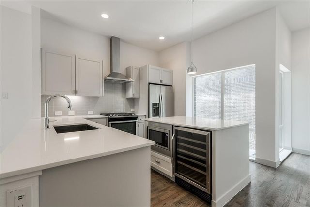 2290 N Fitzhugh Avenue 20, Dallas, TX 75204