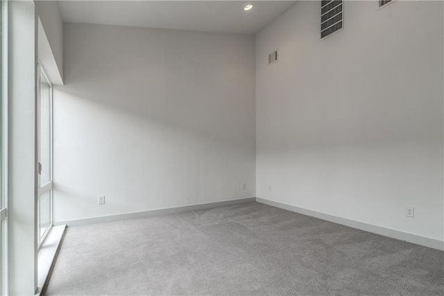 2290 N Fitzhugh Avenue 20, Dallas, TX 75204