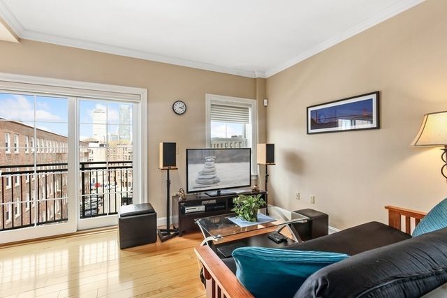 126 Jersey St 402, Boston, MA 02215
